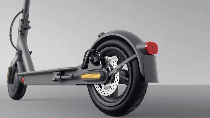 Trottinette électrique Xiaomi Mi Electric Scooter Essential FR
