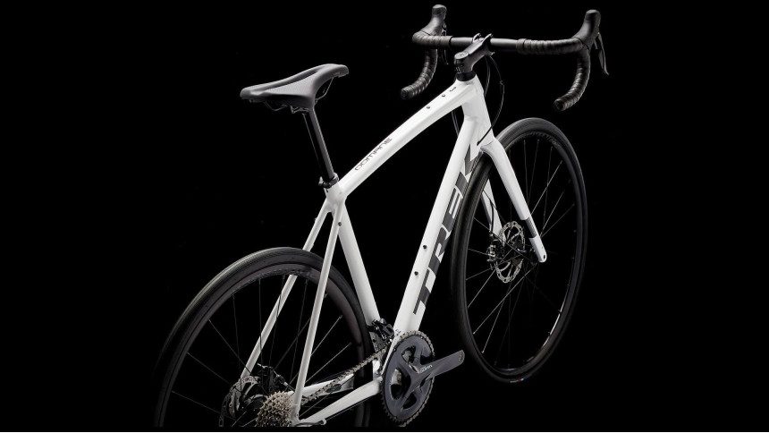 Vélo de route Trek Domane AL 3 Disque Shimano Sora 2023