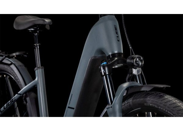 VTC Électrique Cube Kathmandu Hybrid One 800 Shimano Cues 2025
