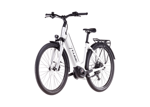 Vélo de Voyage Électrique Cube Touring Hybrid One 625 Easy Entry Shimano Cues 2025
