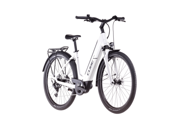 Vélo de Voyage Électrique Cube Touring Hybrid One 625 Easy Entry Shimano Cues 2025
