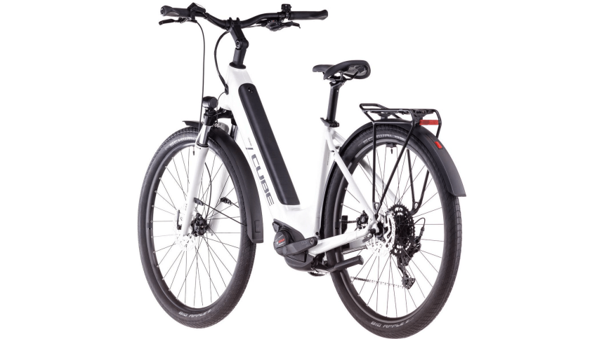 Vélo de Voyage Électrique Cube Touring Hybrid One 625 Easy Entry Shimano Cues 2025