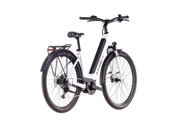 Vélo de Voyage Électrique Cube Touring Hybrid One 625 Easy Entry Shimano Cues 2025