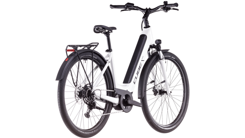 Vélo de Voyage Électrique Cube Touring Hybrid One 625 Easy Entry Shimano Cues 2025