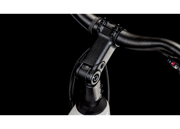Vélo de Voyage Électrique Cube Touring Hybrid One 625 Easy Entry Shimano Cues 2025