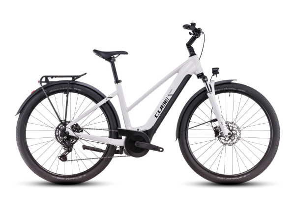 Vélo de Voyage Électrique Cube Touring Hybrid One 625 Trapeze Shimano Cues 2025