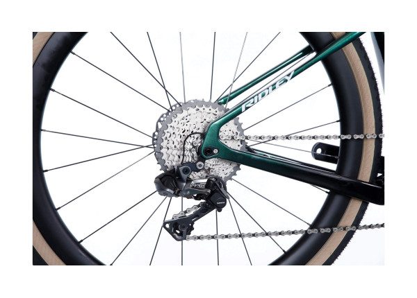 Vélo de Gravel Ridley Kanzo Adventure Shimano GRX Di2 2023
