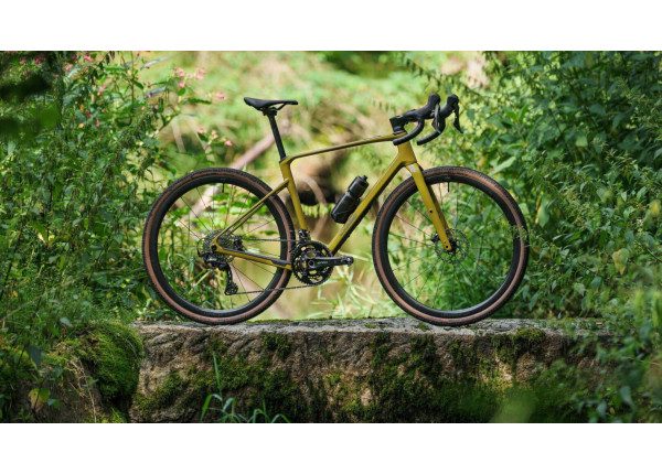 Vélo de Gravel Cube Nuroad C:62 Pro Shimano GRX 2025
