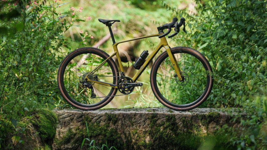 Vélo de Gravel Cube Nuroad C:62 Pro Shimano GRX 2025
