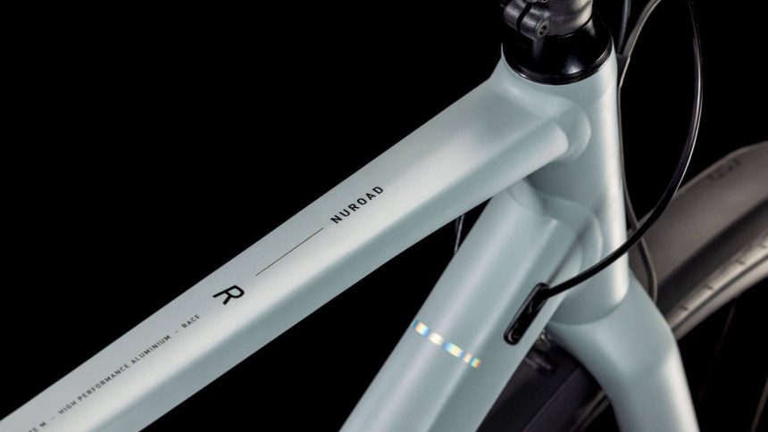 Vélo de Gravel Cube Nuroad Race FE Shimano GRX 2025