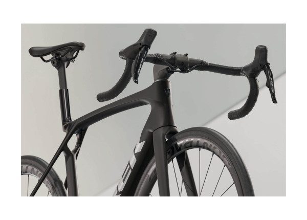 Vélo de route Trek Madone SL 6 Shimano 105 Di2 Gén. 8 2025